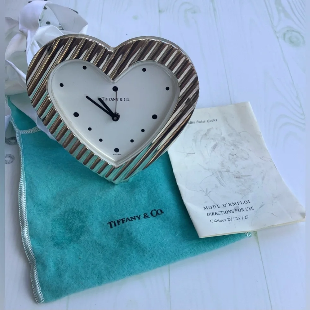 Authentic Tiffany & Co. Heart-Shaped Silver Table Clock🩵🤍🩵